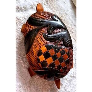 Hand Carved Wooden Turtle Trinket Box Hidden Compartment Vintage